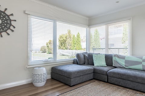 On The Beach Waterfront Apartment - Grafton Accommodation 2