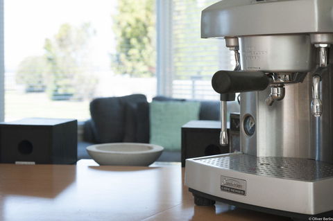 On The Beach Waterfront Apartment - Grafton Accommodation 6