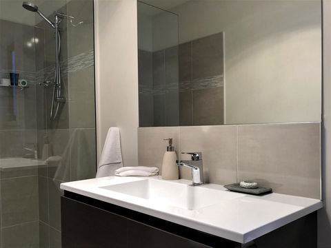 Oceana B&B - Grafton Accommodation 28