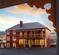 Stanley Hotel  Apartments