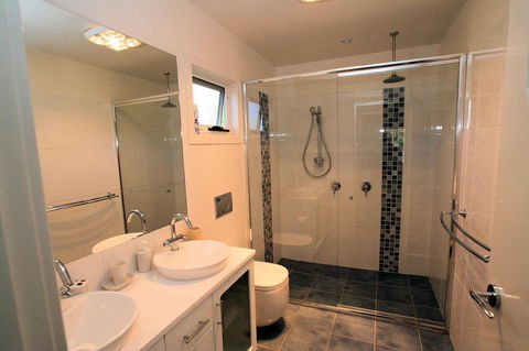 Bridport Holiday Rental - Grafton Accommodation 14