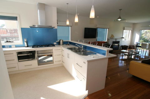 Bridport Holiday Rental - Grafton Accommodation 8