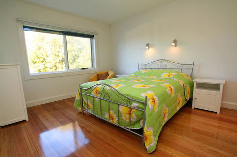 Bridport Holiday Rental - Grafton Accommodation 13