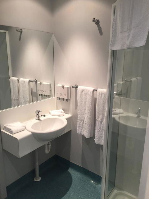 Waterfront Lodge Motel - Grafton Accommodation 44