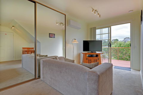 Aloft Boutique Accommodation - Grafton Accommodation 10