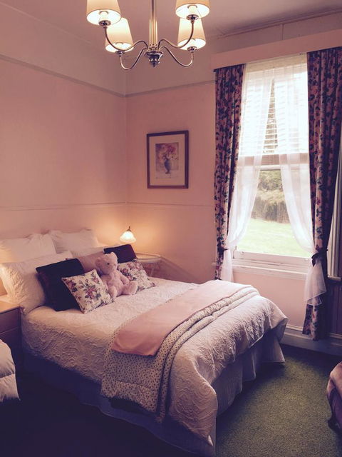 Wandering Geese Boutique Bed And Breakfast - Grafton Accommodation 7