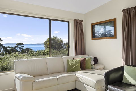 Mirramar House - Grafton Accommodation 1