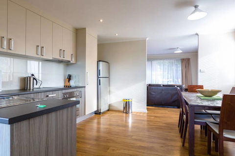 Mirramar House - Grafton Accommodation 10