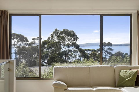 Mirramar House - Grafton Accommodation 2