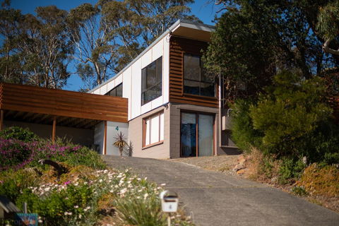 The Sandy Sister - Grafton Accommodation 40