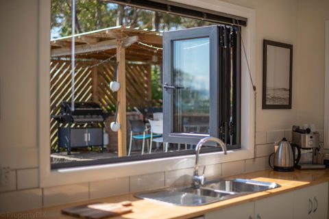 The Sandy Sister - Grafton Accommodation 38