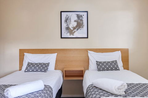 Elphin Serviced Apartments - Grafton Accommodation 3