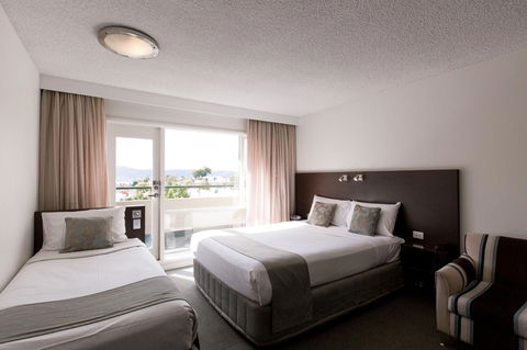 St Ives Apartments - Grafton Accommodation 10