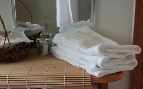 Cherry Top Farmstay - Boutique Eco Village - Grafton Accommodation 2