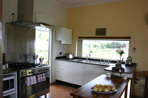 Cherry Top Farmstay - Boutique Eco Village - Grafton Accommodation 30