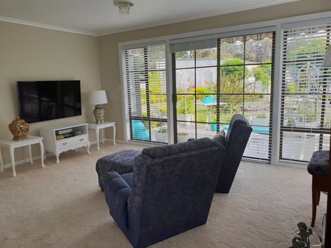 Garden By The Beach - Gateway To The East Coast, Close To Airport - Grafton Accommodation 5