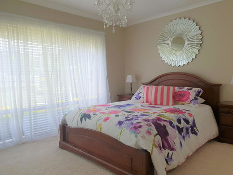 Garden By The Beach - Gateway To The East Coast, Close To Airport - Grafton Accommodation 2