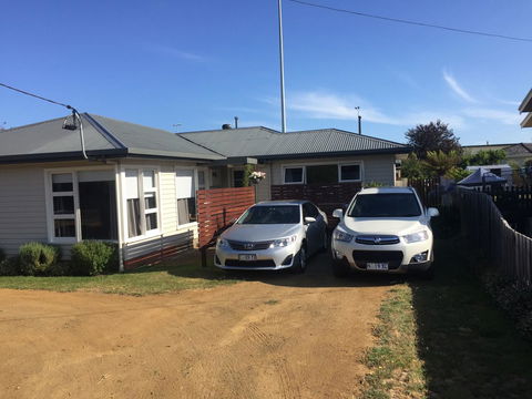 Driftwood-Cottage - Grafton Accommodation 15