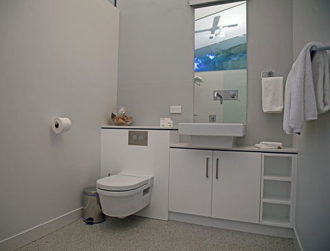 Eaglehawk Pavilions - Grafton Accommodation 24