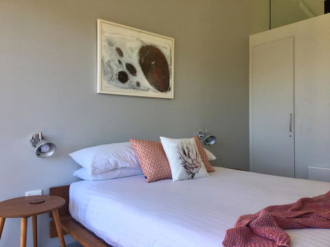 Eaglehawk Pavilions - Grafton Accommodation 6