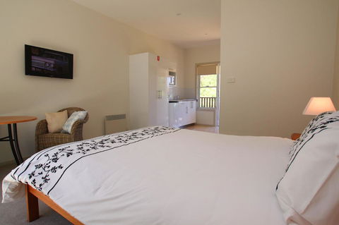 Richmond Coachmans Rest - Grafton Accommodation 13