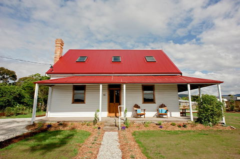 The Holiday Home People - Grafton Accommodation 18