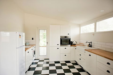The Holiday Home People - Grafton Accommodation 21