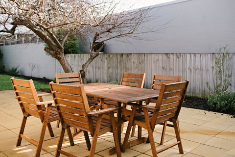 The Holiday Home People - Grafton Accommodation 2