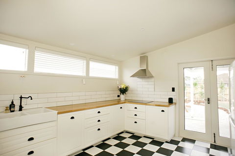 The Holiday Home People - Grafton Accommodation 20