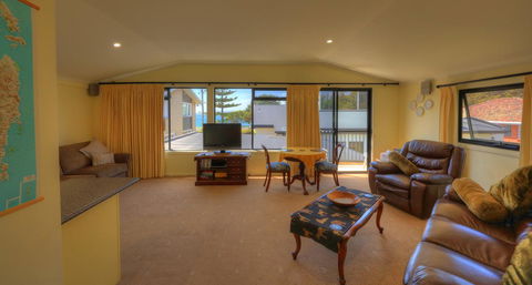 Birchwood On The River - Devonport, Tasmania - Self-Contained And Self-Catering Accommodation - Grafton Accommodation 18