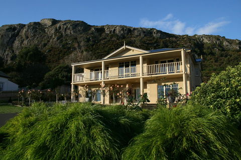 On The Terrace - Grafton Accommodation 0