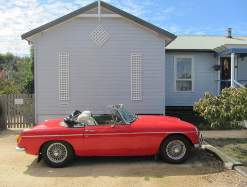 Elm Trees Accommodation @ Ross - Grafton Accommodation 2