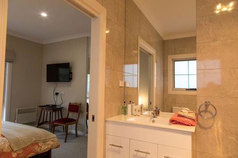 Mountain Blue Guest House - Grafton Accommodation 13