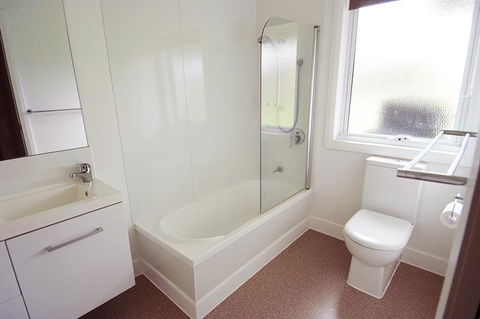 Pinestumps Holiday Home - Grafton Accommodation 8