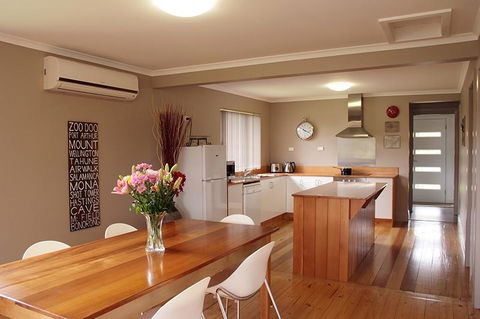 Pinestumps Holiday Home - Grafton Accommodation 0