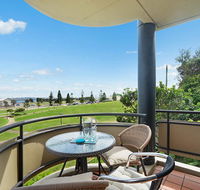 Newcastle Short Stay Apartments - Flagstaff Apartment - Grafton Accommodation