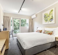 Nightcap at Findon Hotel - Grafton Accommodation