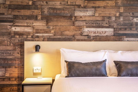 Nightcap At Westside Hotel - Grafton Accommodation 1