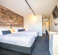 Nightcap at Westside Hotel - Grafton Accommodation