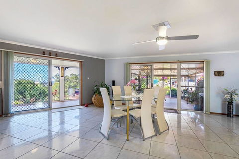 Ninderry Rise Retreat - Grafton Accommodation 3