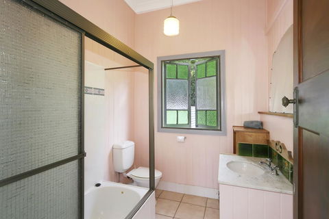 Noosa Avalon Farm Cottages - Grafton Accommodation 2