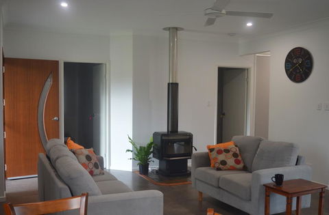 Nyleta Lodge - Grafton Accommodation 2
