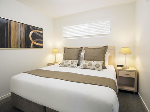 Oaks Middlemount Suites - Grafton Accommodation 3