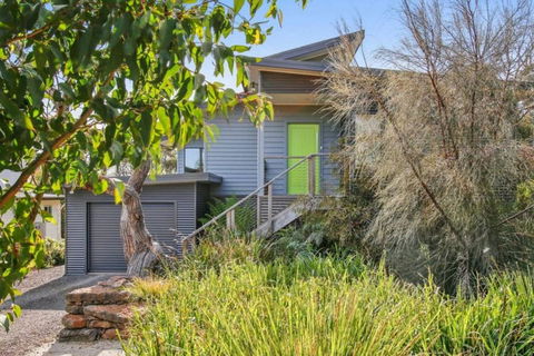 OCEAN ESCAPE - The Ultimate Luxury Beach House - Grafton Accommodation 2