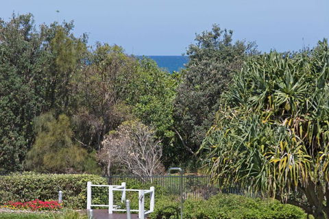 OCEAN RETREAT ON SALT 5203 - Grafton Accommodation 3