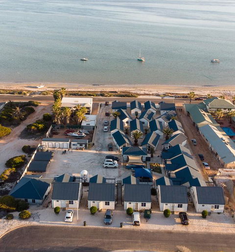 Oceanside Village - Grafton Accommodation 3