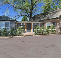 Old Bank Stables - 3 night weekends for price of 2 - Grafton Accommodation