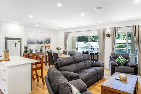 Olinda Two Bedroom Apartment - B2 - Grafton Accommodation 3