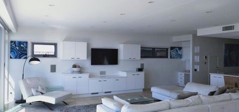 On The Beach - Grafton Accommodation 2