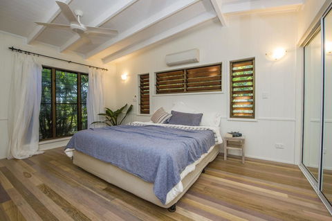 On The Beach - Grafton Accommodation 3